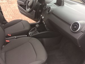 Audi A1 Sportback 1.4 TFSI  (S-tronic)