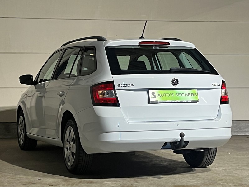 Skoda fabia combi ambition tsi online 95