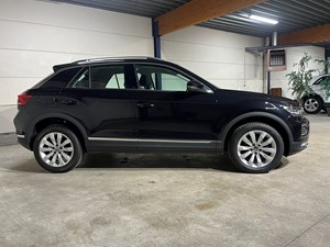 Volkswagen T-Roc 1.5 TSI Elegance 110Kw DSG