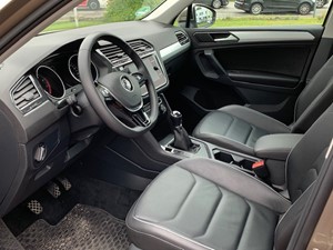 Volkswagen Tiguan 1.4 benzine (VELE OPTIES)