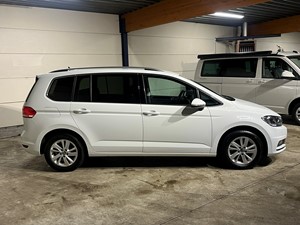 Volkswagen Touran Highline 7-zit 1.5 TSi 150 PK DSG-7